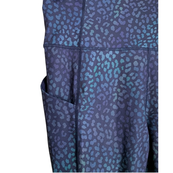 Pure Luxe by Fabletics Women's Active Leggings Medium Blue Cheetah Animal Print - Picture 2 of 9